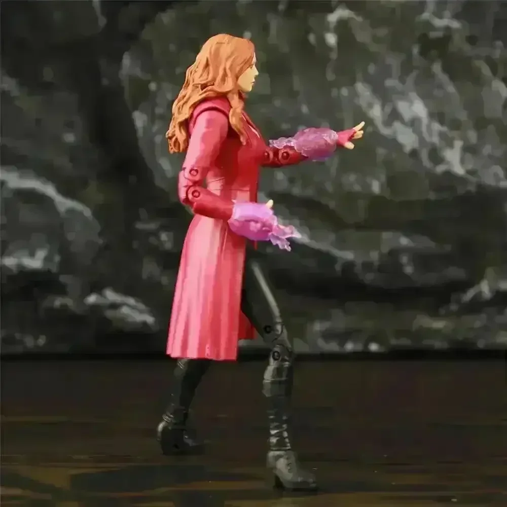 Scarlet Witch 1/6th Scale Figurine - Image 13