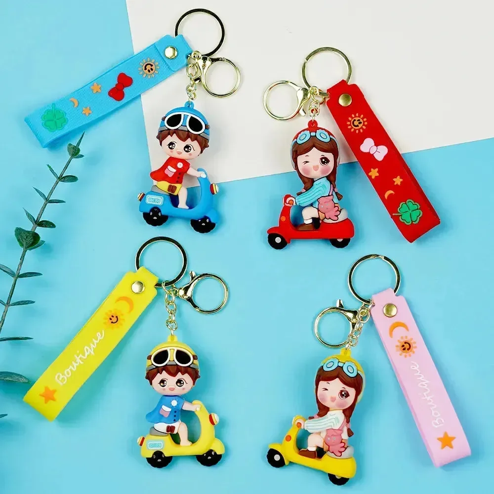 Scooter Couple 3D Keychain - Image 6