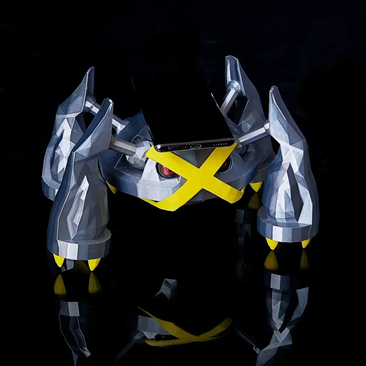 Shiny Metagross Wireless Charger - Image 4