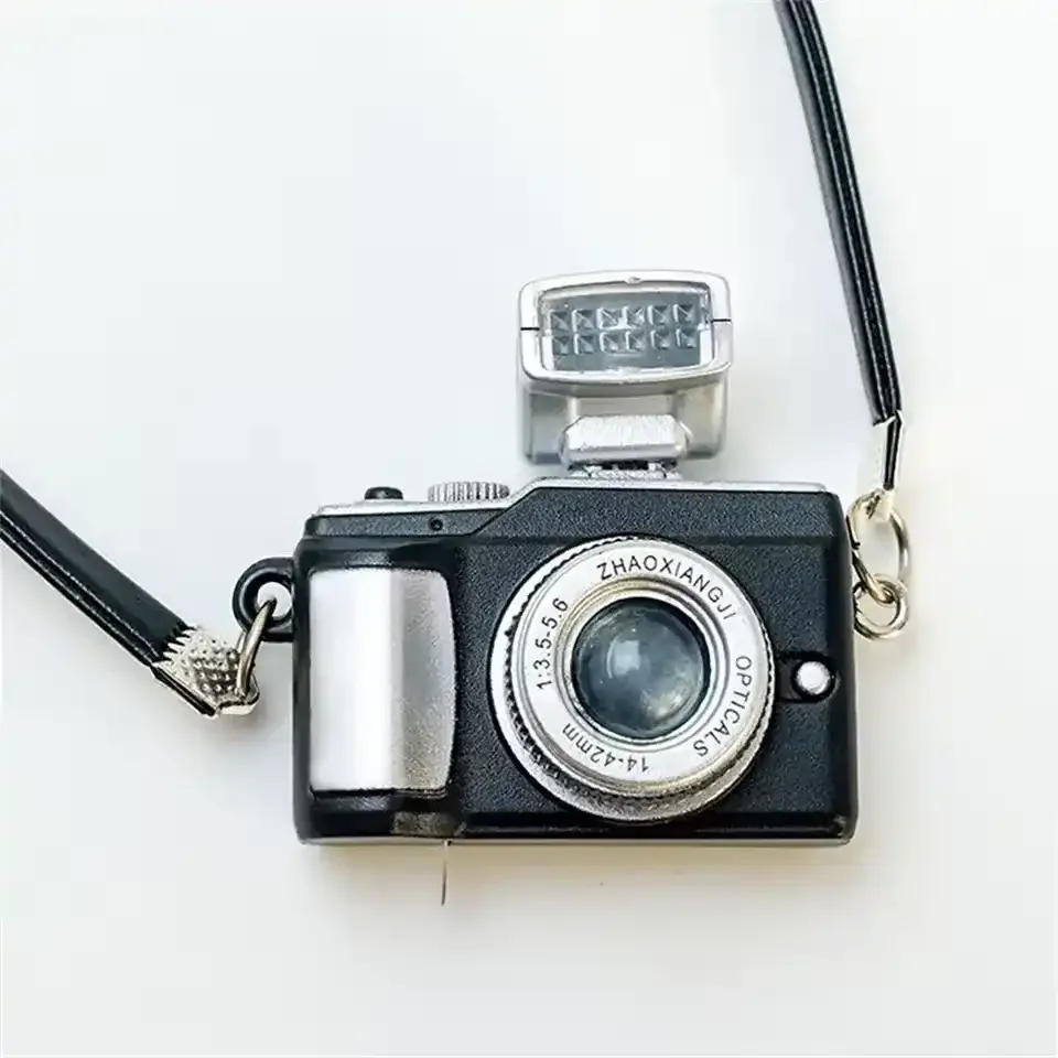 Snap & Go Flash Camera Keychain - Image 7