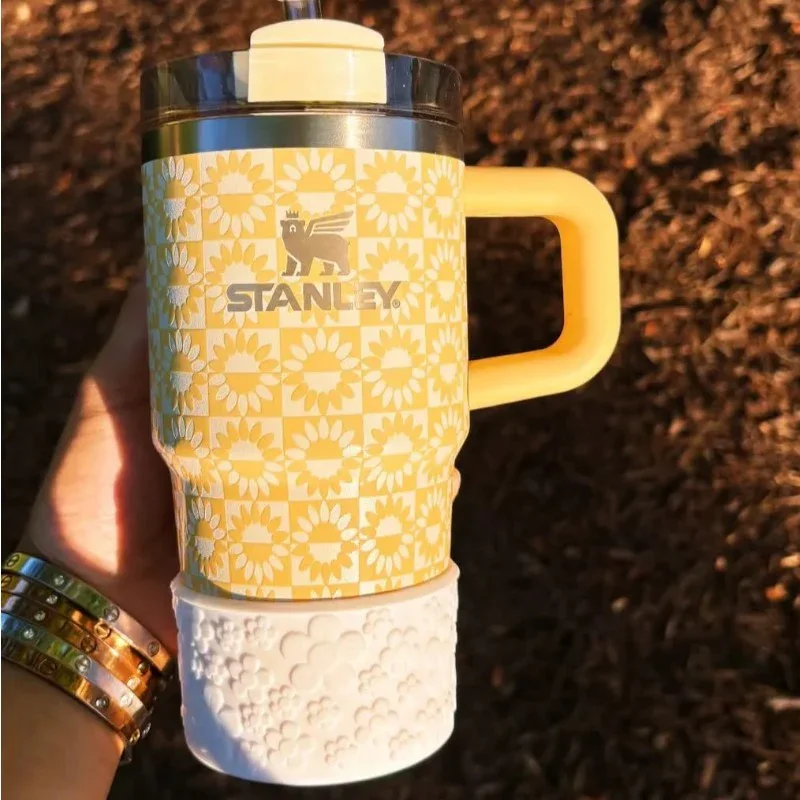 Stanley Quencher H2.0 Vacuum Insulated Tumbler (14 oz) - Image 7