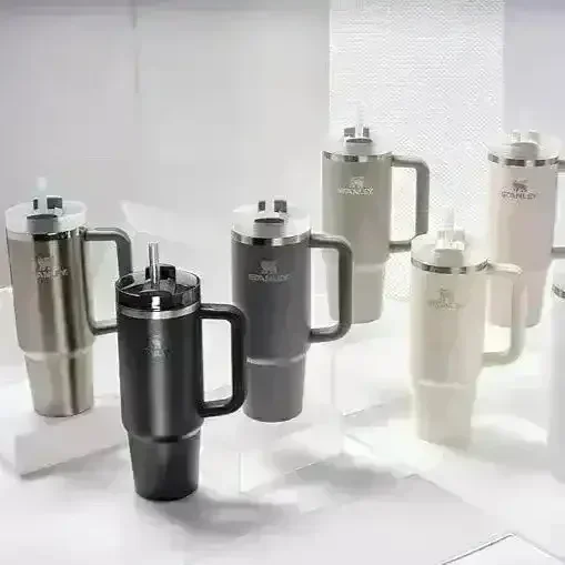 Stanley Quencher H2.0 Stainless Steel Vacuum Insulated Tumbler (30 oz) - Image 3