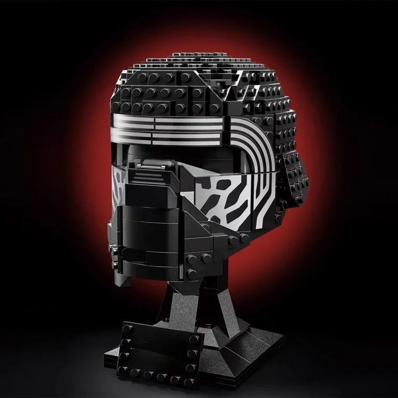 Star Wars Kylo Ren Helmet Blocks (529 Pcs) - Image 2