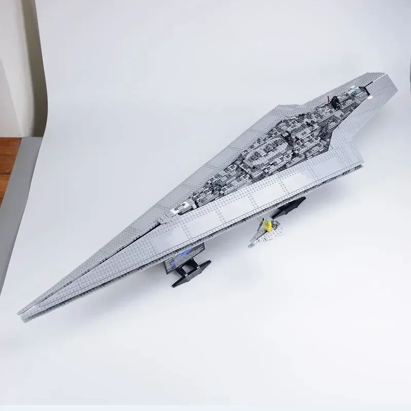 Star Wars Super Star Destroyer Building Blocks (3152 Pcs) - Image 3