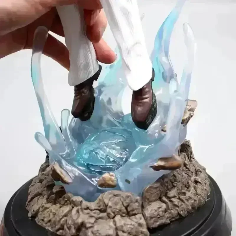 Street Fighter Orochi Chris Figurine (46 cm) - Image 15