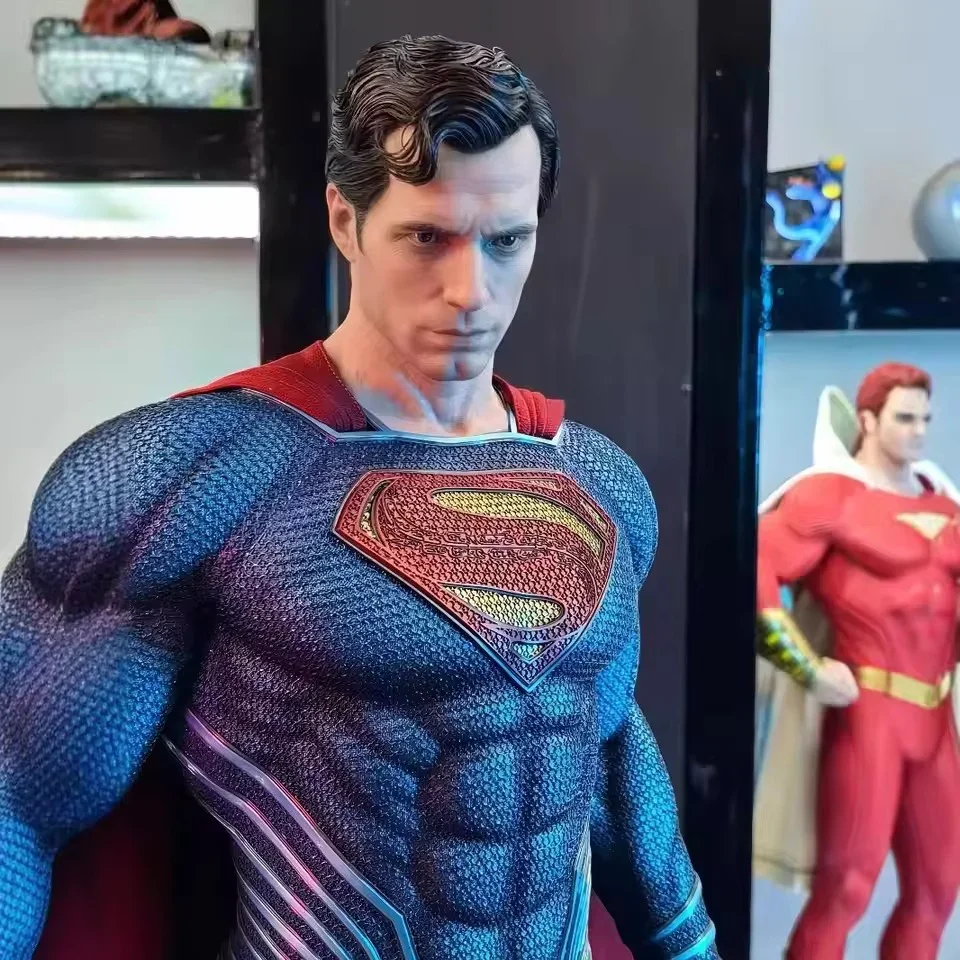 Superman Hope's Beacon Deluxe Figure (50 cm) - Image 2