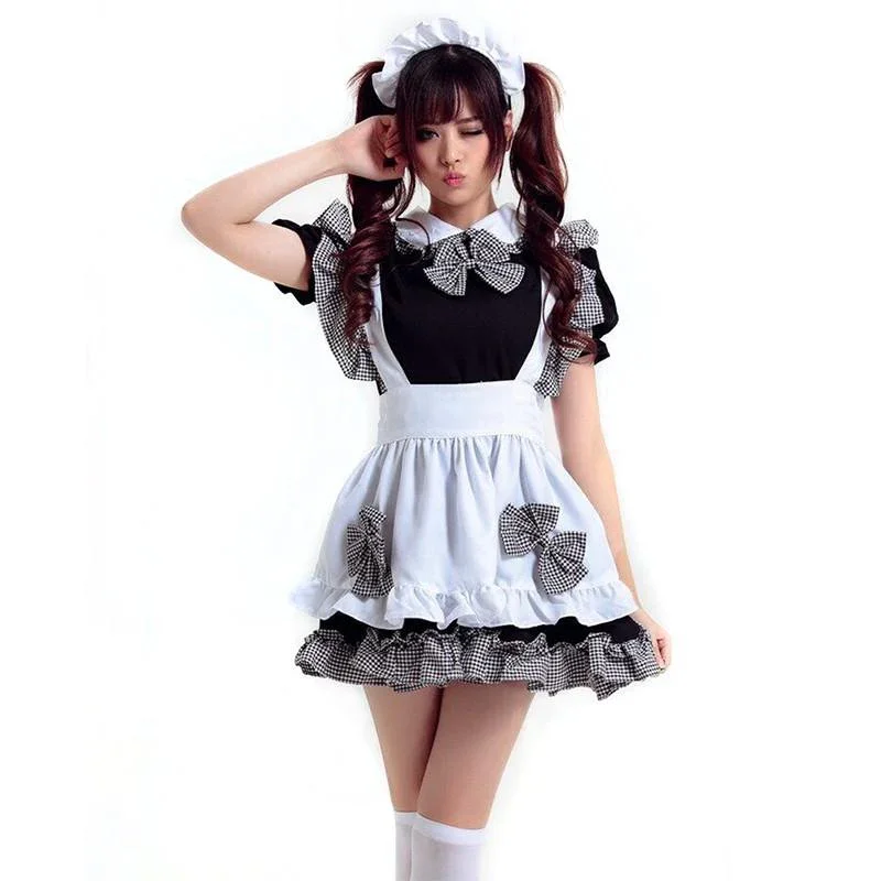 Sweet French Maid Cosplay - Image 9