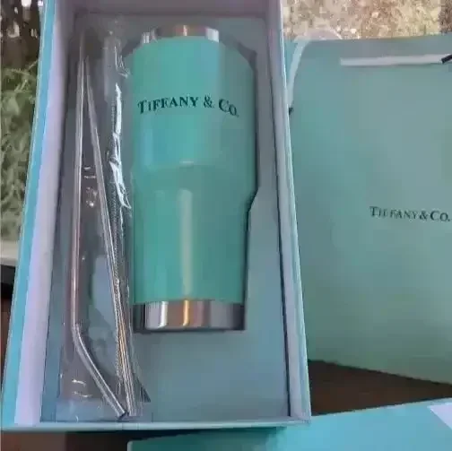 T&Co Big Blue Straw Insulated Steel Tumbler (700 ml) - Image 4