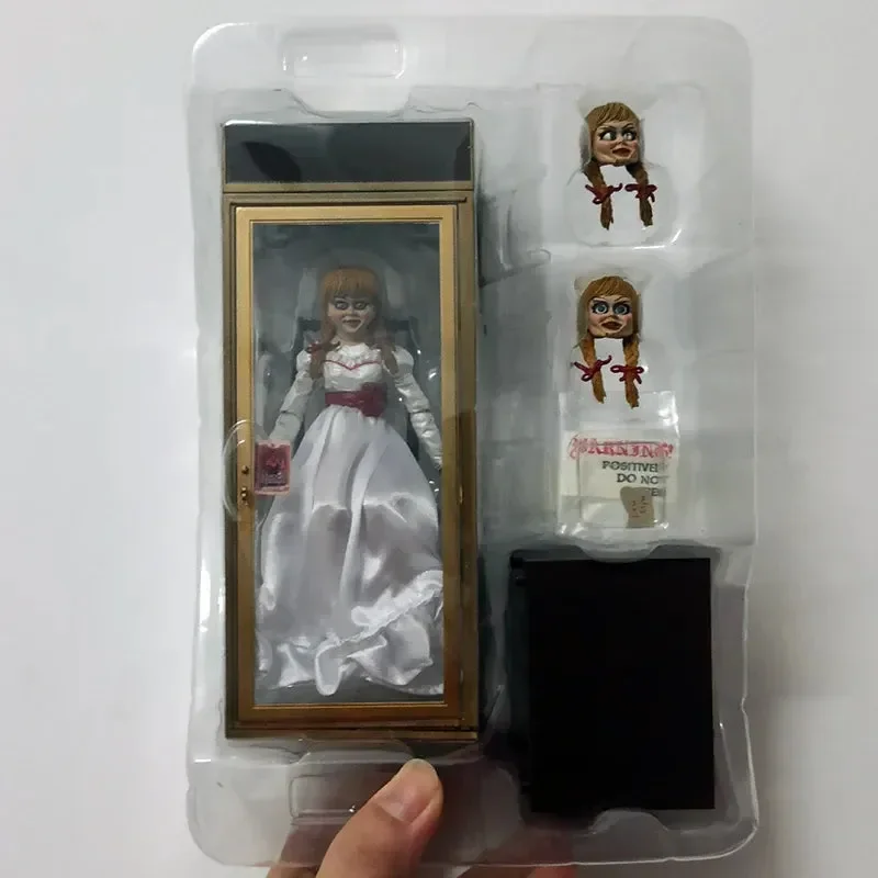 Anabelle Scary Doll Action Figure (18 cm) - Image 4