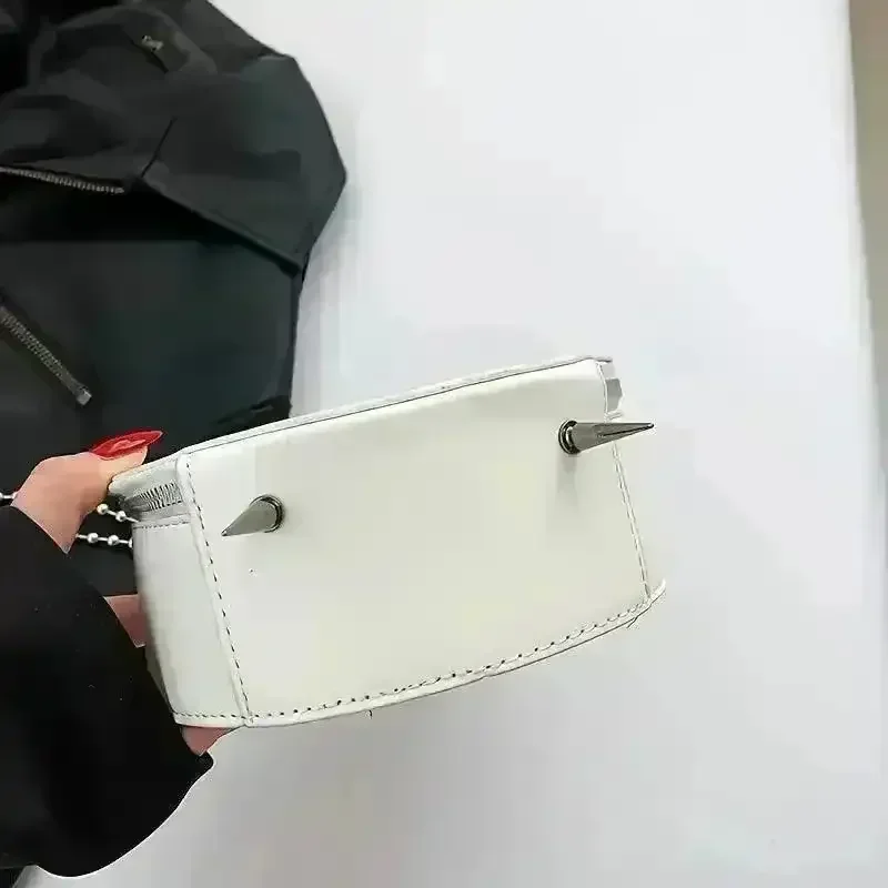 Timeless Round Clock Handbag - Image 6