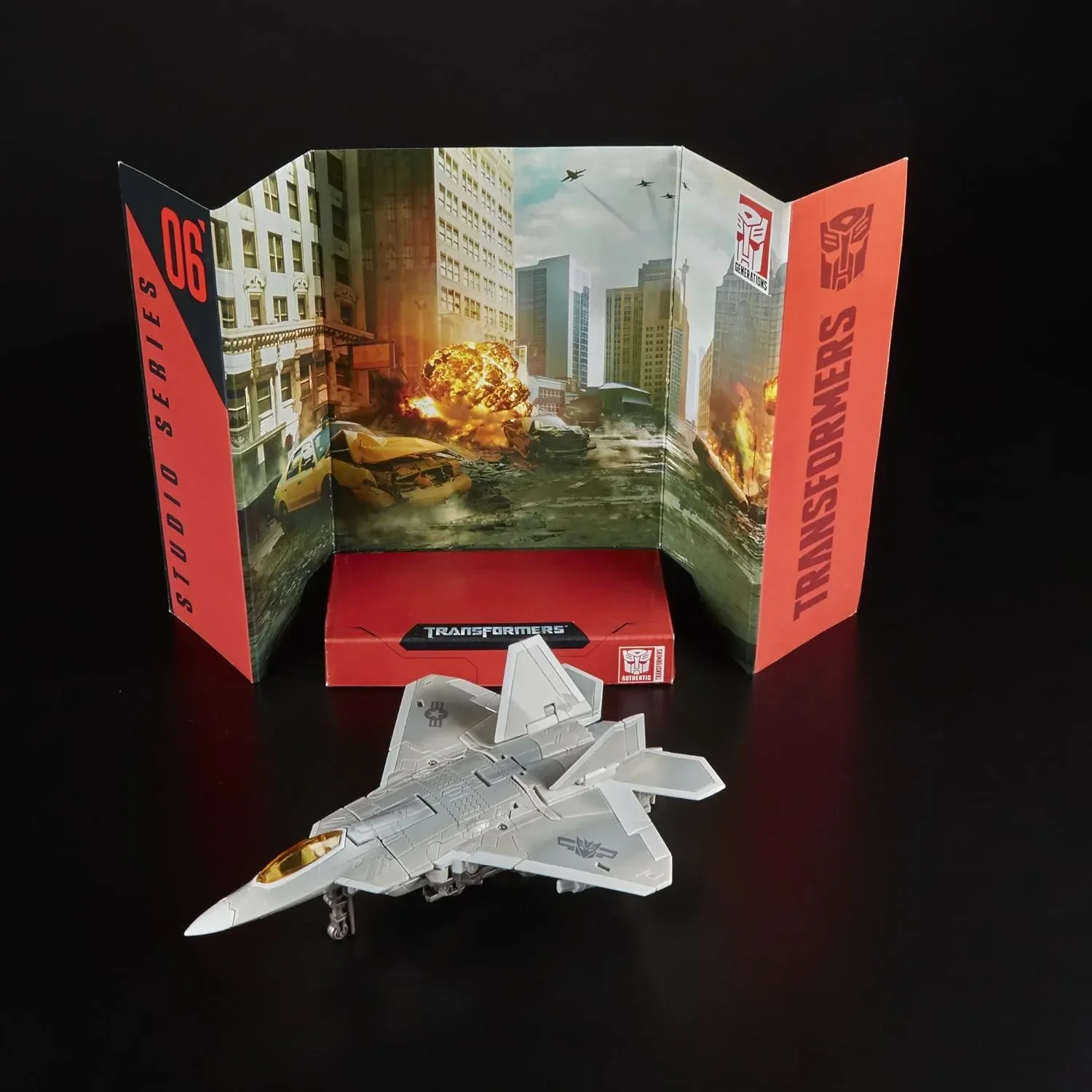 Transformers Starscream SS06 Figure - Image 5