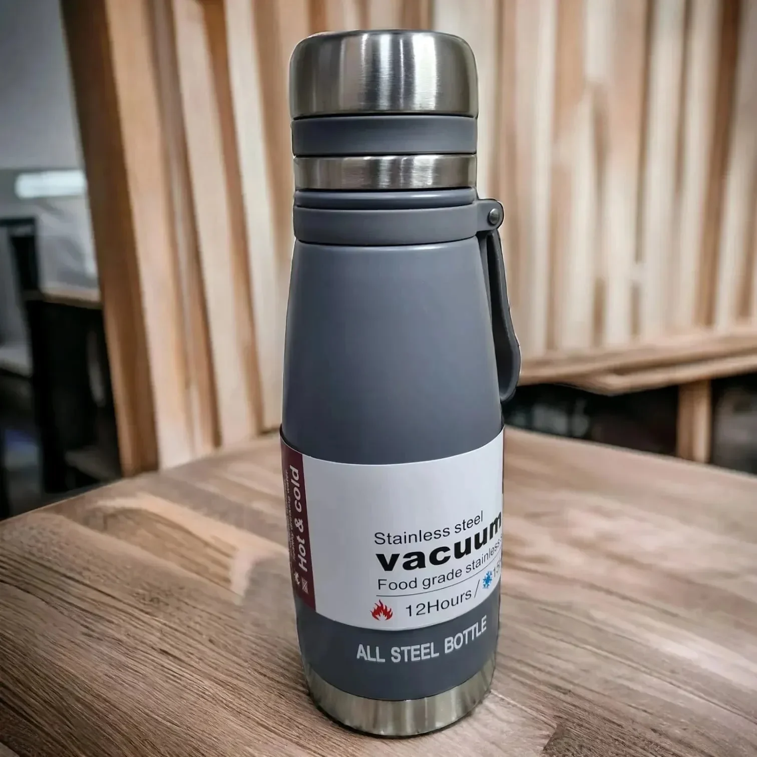 Vacuum Hot and Cold Insulated Water Bottle - Image 10