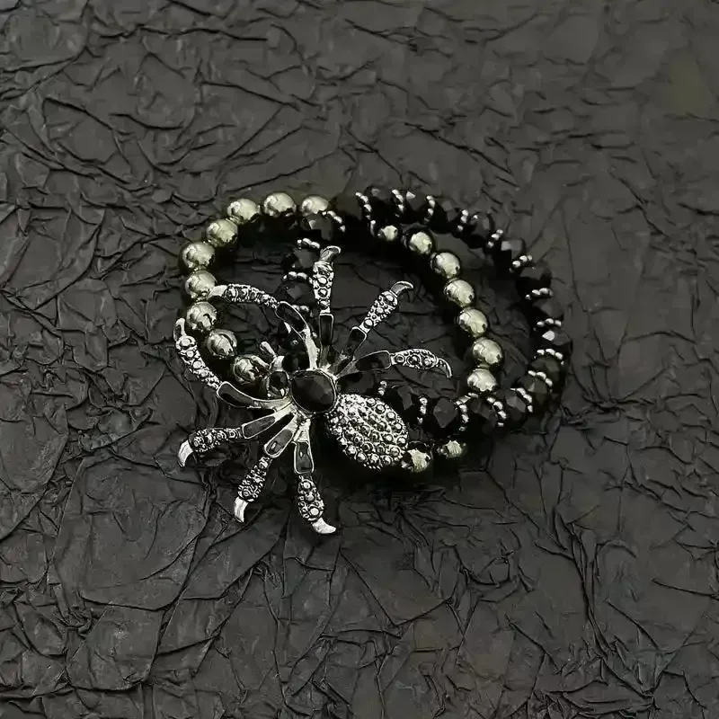Vintage Gothic Spider Charm Bracelet - Image 3