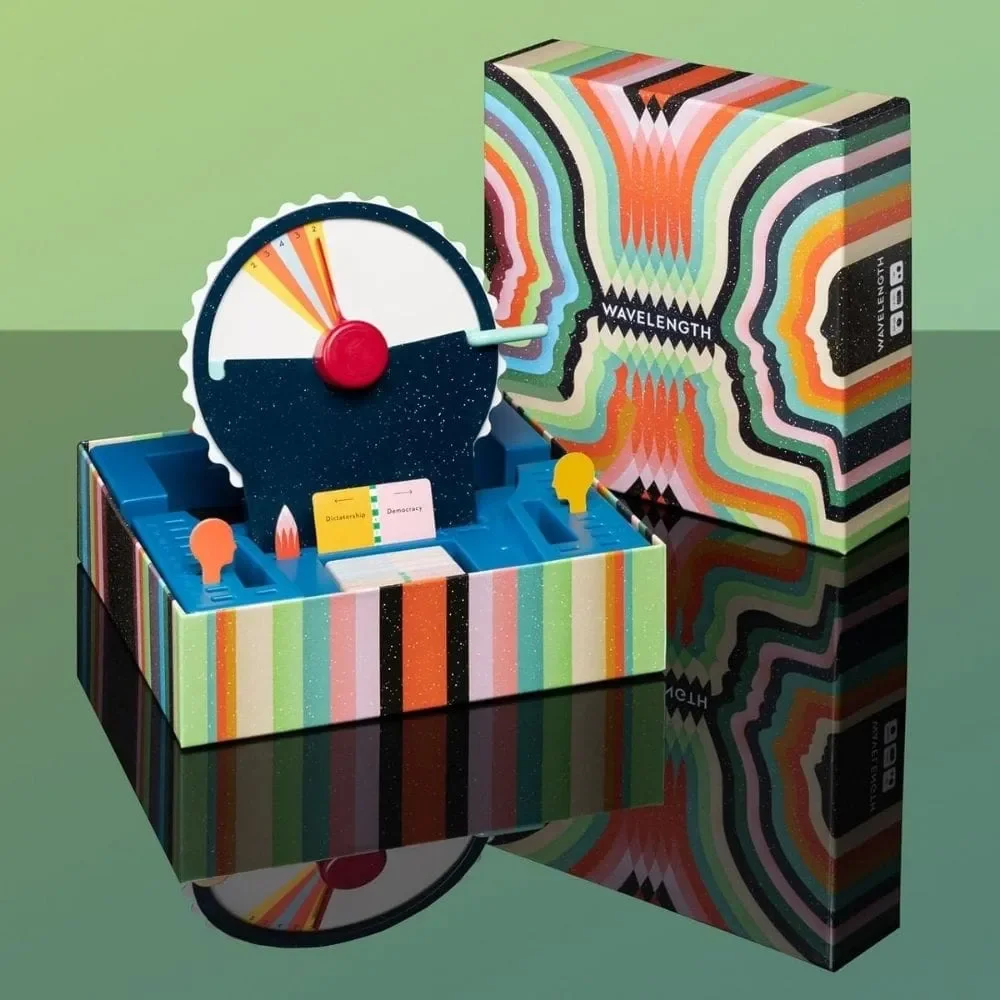 Wavelength Telepathic Party Game - Image 2