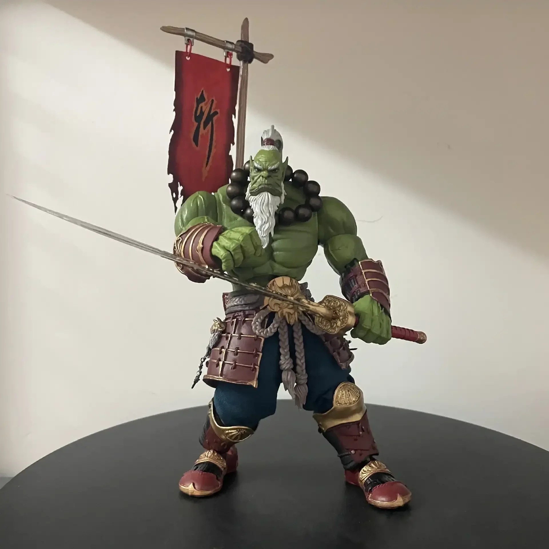 WoW Beast Master Tribal Guard Figurine (30 cm) - Image 9