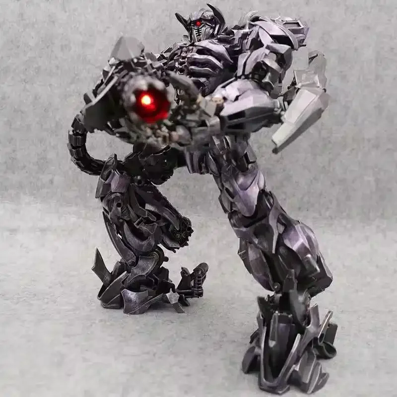 Zeus Toys ZS01 Shockwave Figure (37 cm) - Image 4