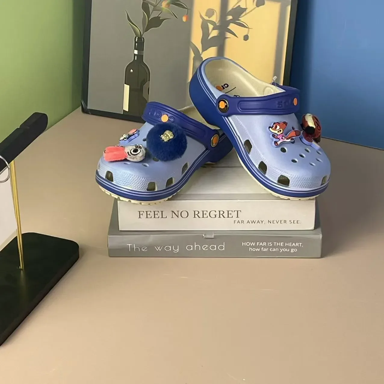 Zootopia Fun & Comfy Clogs - Image 4